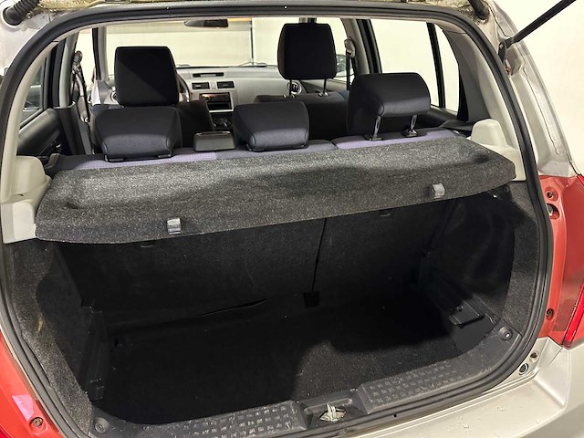 Suzuki swift 1.3 shogun 05-xn-ls - afbeelding 16 van  23