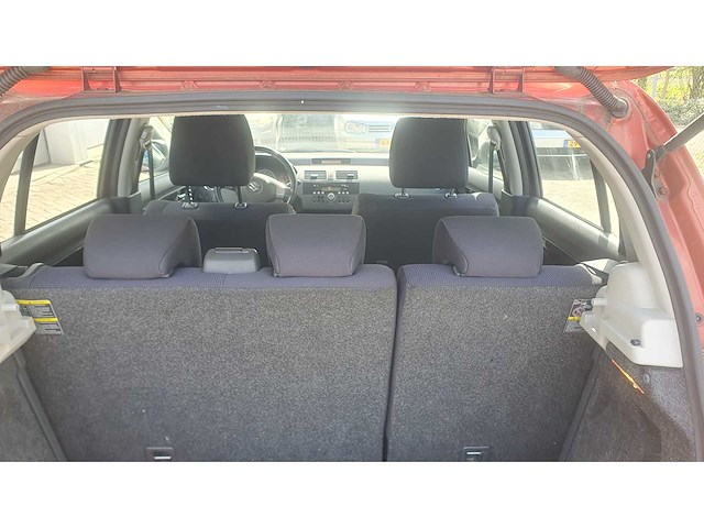 Suzuki swift 1.3 shogun 64-tz-zx - afbeelding 10 van  12