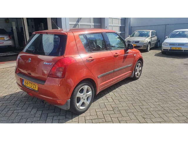 Suzuki swift 1.3 shogun 64-tz-zx - afbeelding 7 van  12