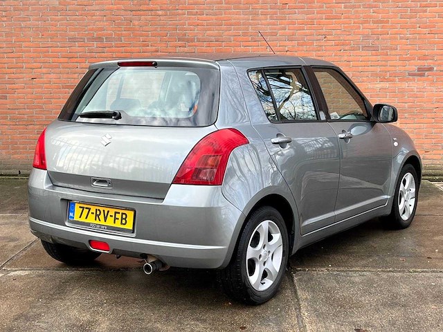 Suzuki swift 1.5 exclusive, 77-rv-fb - afbeelding 7 van  14