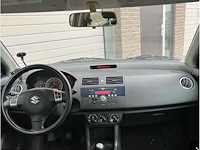 Suzuki swift 1.5 exclusive, 77-rv-fb - afbeelding 2 van  14