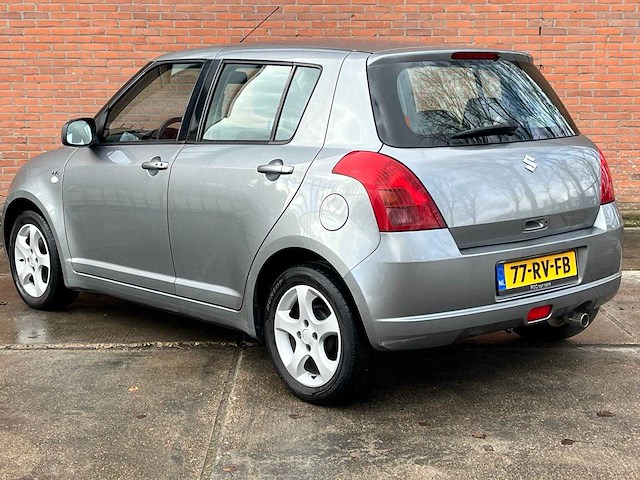 Suzuki swift 1.5 exclusive, 77-rv-fb - afbeelding 9 van  14