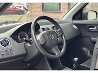 Suzuki swift 1.5 exclusive, 77-rv-fb - afbeelding 12 van  14