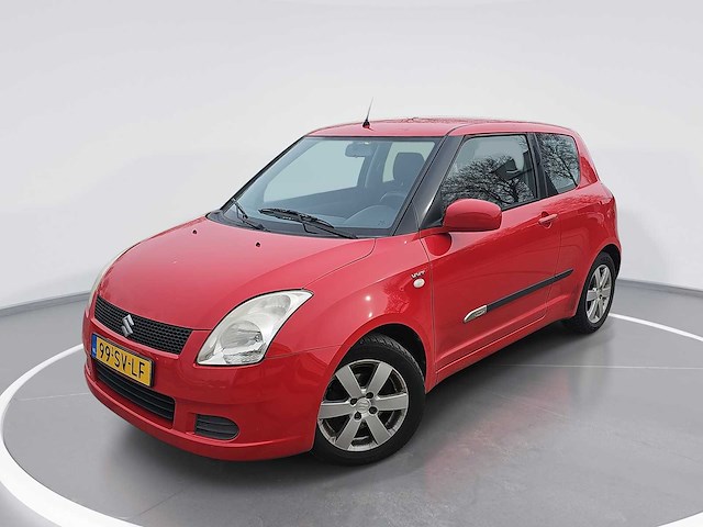 Suzuki swift 1.5 gls | 99-sv-lf - afbeelding 1 van  24