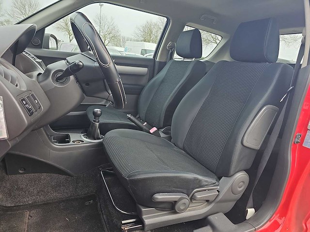 Suzuki swift 1.5 gls | 99-sv-lf - afbeelding 18 van  24