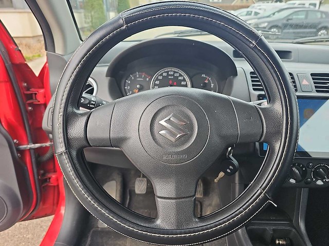 Suzuki swift 1.5 gls | 99-sv-lf - afbeelding 12 van  13