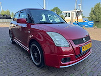 Suzuki swift 1.5 sport vvti exclusive 57-rj-sf - afbeelding 2 van  21