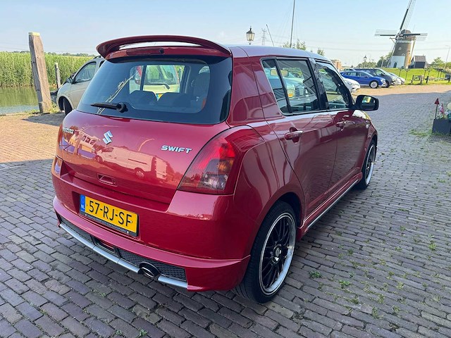 Suzuki swift 1.5 sport vvti exclusive 57-rj-sf - afbeelding 19 van  21