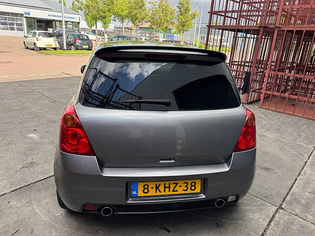 Suzuki swift 1.6 sport 8-khz-38 - afbeelding 17 van  22