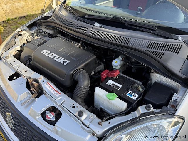 Suzuki swift sport 1.6 benzine - afbeelding 17 van  41