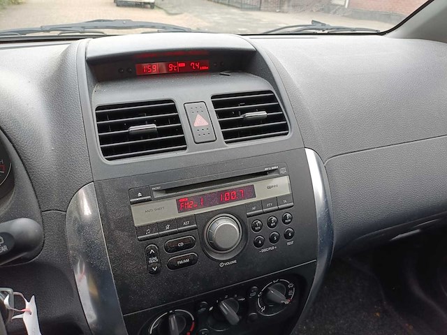 Suzuki sx4 1.6 shogun, 19-zd-sf - afbeelding 4 van  16