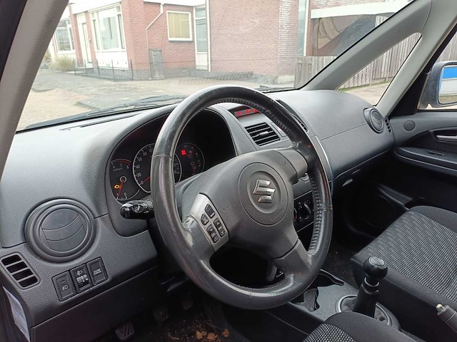Suzuki sx4 1.6 shogun, 19-zd-sf - afbeelding 9 van  16