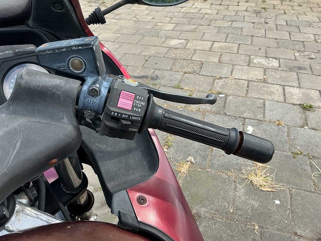 Suzuki tour gsx 1100 f motorfiets - afbeelding 16 van  16