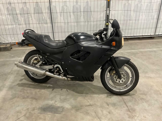 Suzuki tour gsx 600 f motorfiets - afbeelding 10 van  16