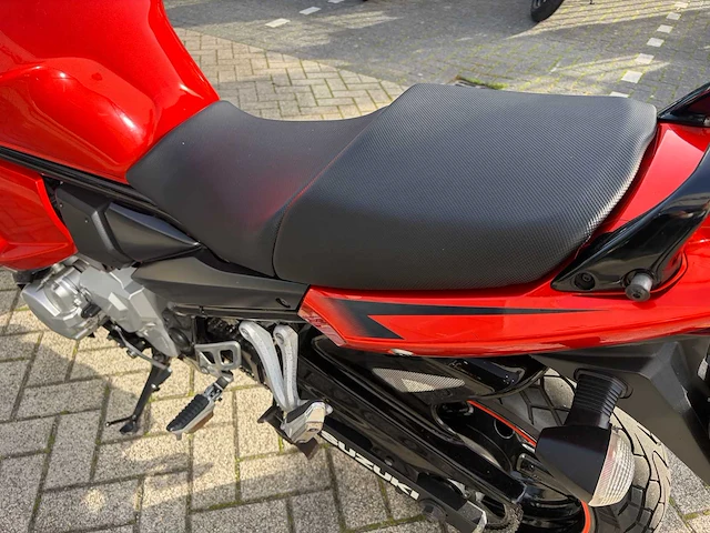 Suzuki tour gsx 650 f motorfiets - afbeelding 26 van  37