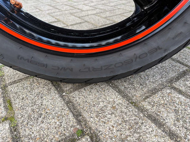 Suzuki tour gsx 650 f motorfiets - afbeelding 3 van  37