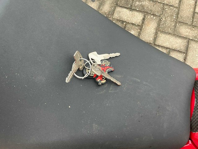 Suzuki tour motorfiets - afbeelding 6 van  16