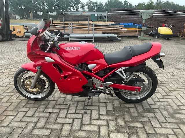 Suzuki tour motorfiets - afbeelding 13 van  16