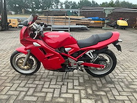 Suzuki tour motorfiets - afbeelding 13 van  16