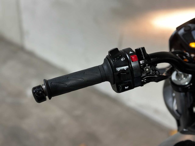 Suzuki tour sv650xa naked 48pk 2020, 53-mn-hz - afbeelding 13 van  23