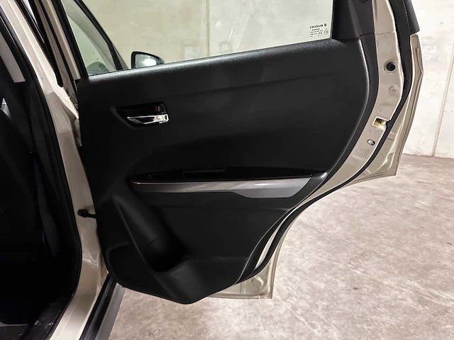 Suzuki vitara 1.0 boosterjet comfort 110pk 2019, ksg-37-g - afbeelding 30 van  49