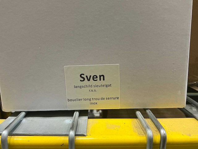 Sven langschild met sleutelgat (30x) - afbeelding 3 van  4
