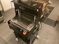 Svm broodsnijmachine