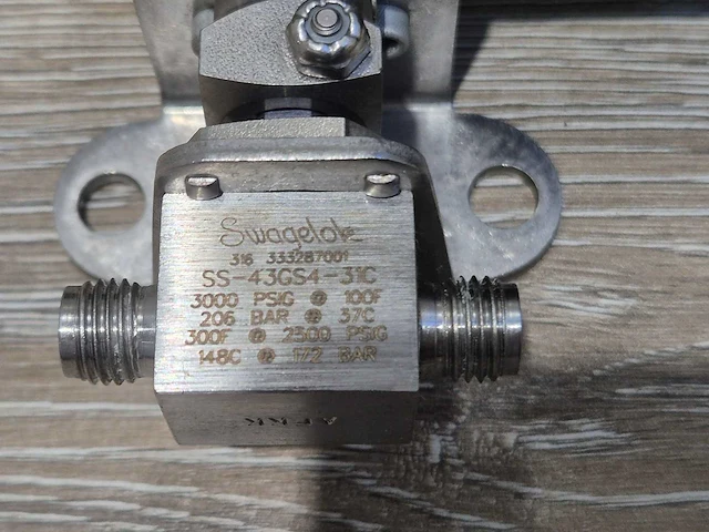 Swagelok - 131 sr - pneumatische kleppen (2x) - afbeelding 4 van  4