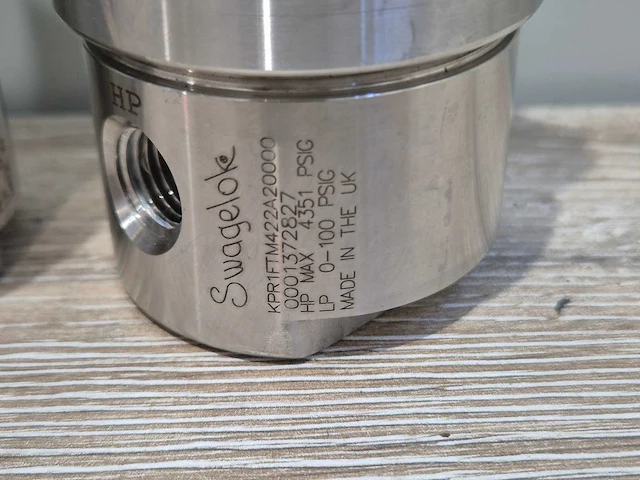 Swagelok - regelaar 4351 psig (4x) - afbeelding 2 van  2