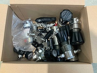 Swagelok - tescom - kleppen en regelaars (25x) - afbeelding 1 van  3