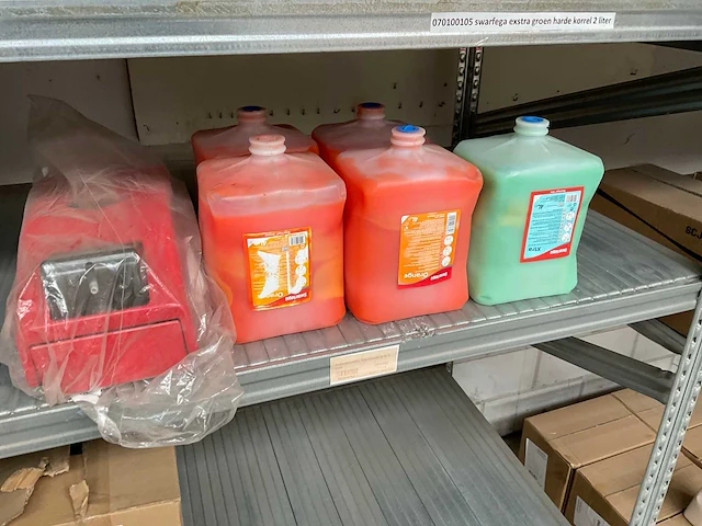 Swarfega fles á 2ltr handreiniger (5x) - afbeelding 1 van  3