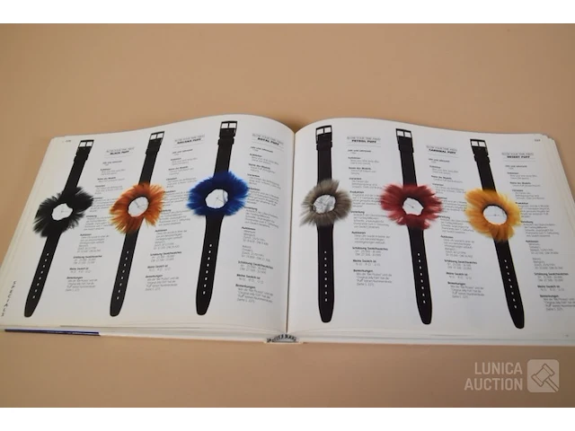 Swatch catalogus - afbeelding 3 van  12