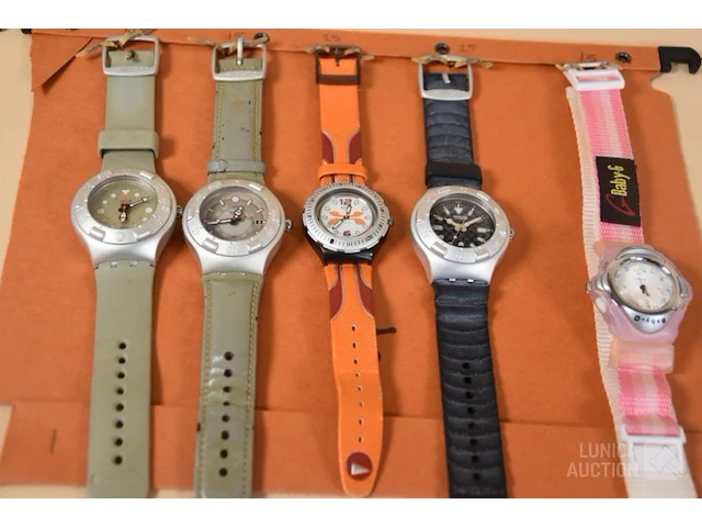 Swatch horloges - afbeelding 1 van  5