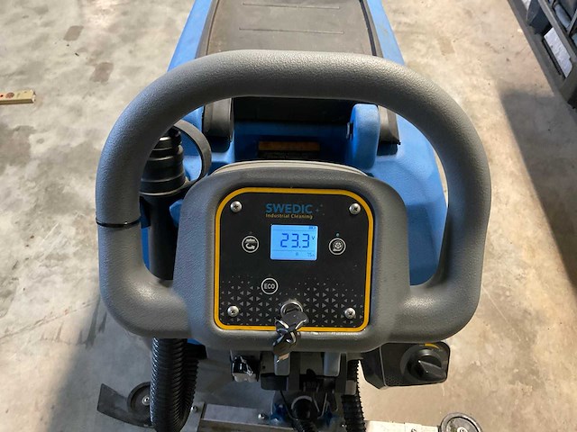 Swedic sdfl50a schrobzuigmachine - afbeelding 6 van  8