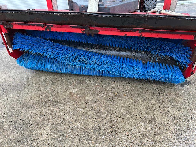 Sweep gs 0850 straatveegmachine - afbeelding 10 van  10