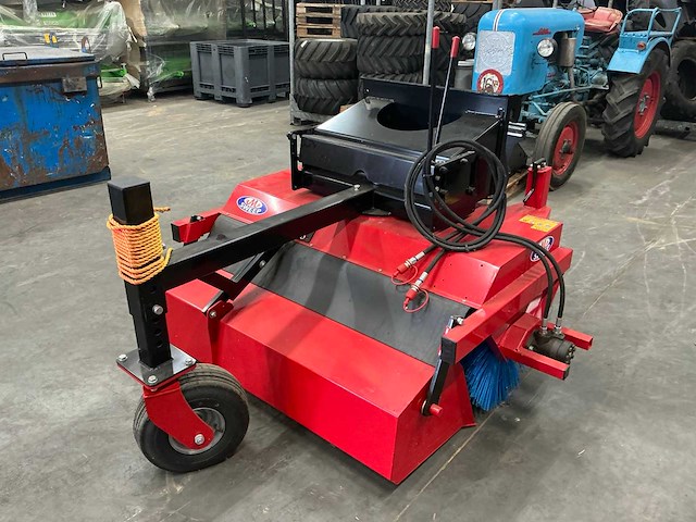 Sweep harv600 schäffer hydrauliche straatveegmachine ongebruikt - afbeelding 1 van  18