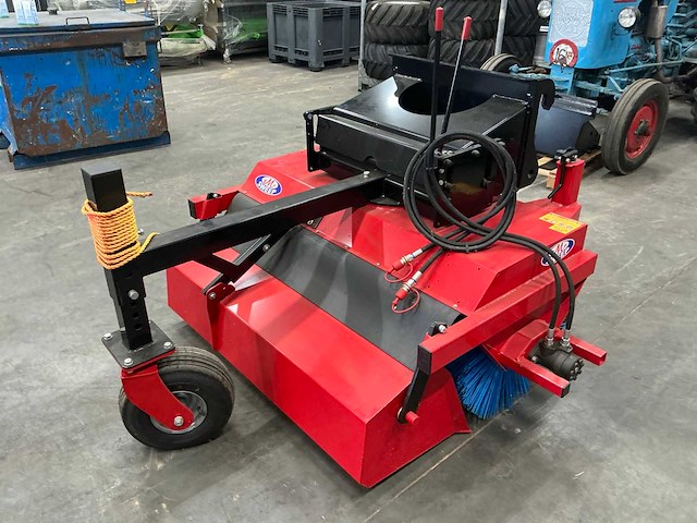 Sweep harv600 schäffer hydrauliche straatveegmachine ongebruikt - afbeelding 17 van  18