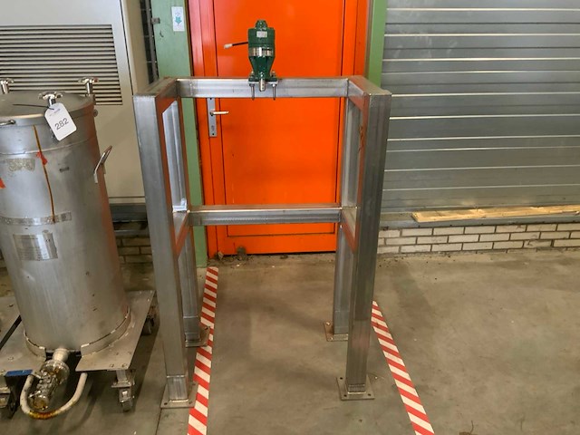 Sweep industries bv verticale opslagmengtank (3x) - afbeelding 2 van  6