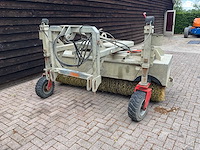 Sweep pro 800 straatveegmachine - afbeelding 3 van  8