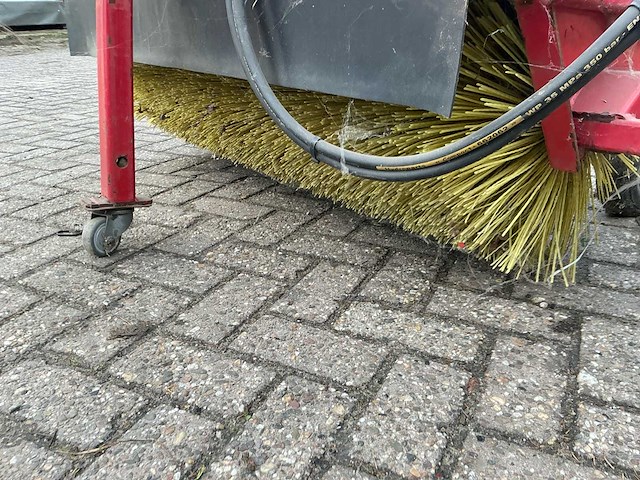 Sweep rolbezem - afbeelding 9 van  10