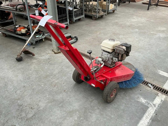 Sweep veegmachine - afbeelding 5 van  10