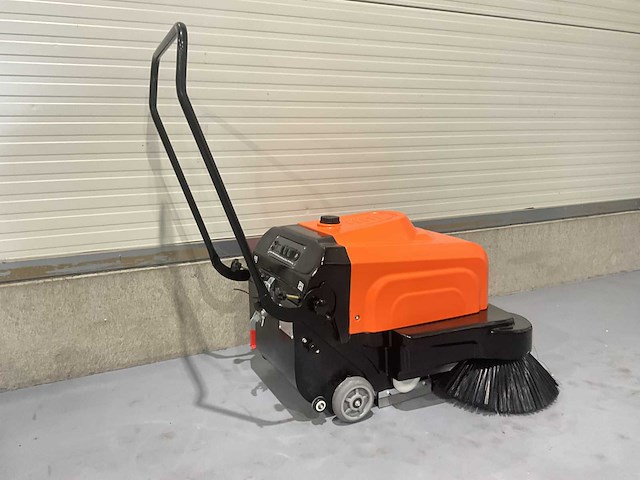 Sweeper - 2025 - t1050 - zelfrijdende veegmachine - afbeelding 11 van  14