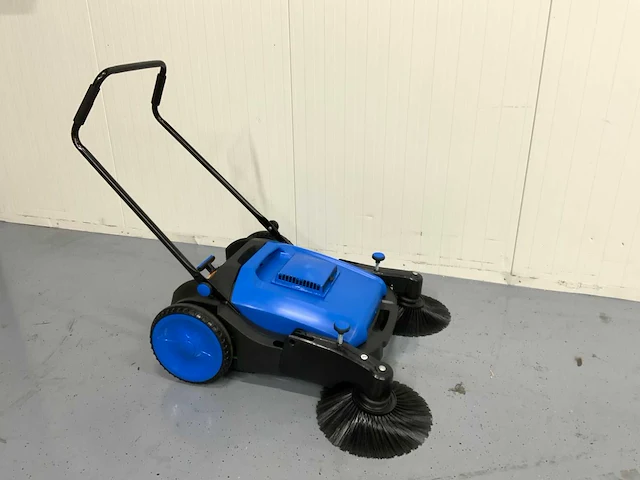 Sweeper en industriële stofzuiger nat/droogstofzuiger 100l 3600w 3 motoren - afbeelding 8 van  38