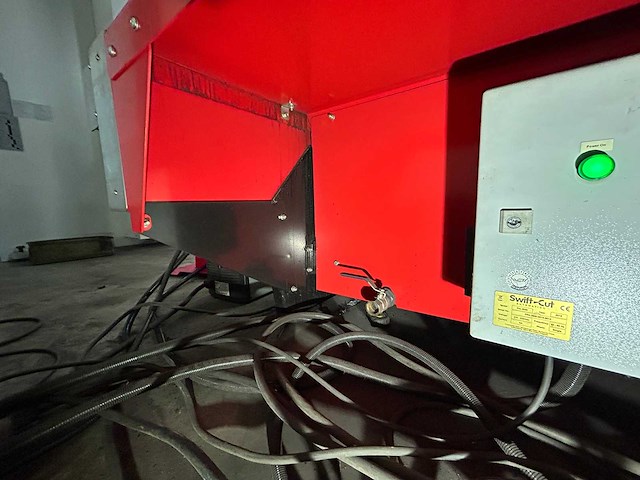 Swiftcut - 2018 - pro 3000 - plasmasnijmachine - afbeelding 5 van  32