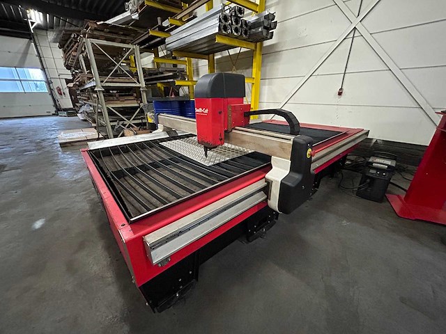 Swiftcut - 2018 - pro 3000 - plasmasnijmachine - afbeelding 23 van  32