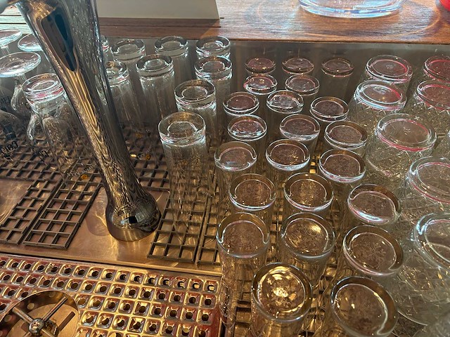 Swinckels - partij bierglazen - afbeelding 2 van  4