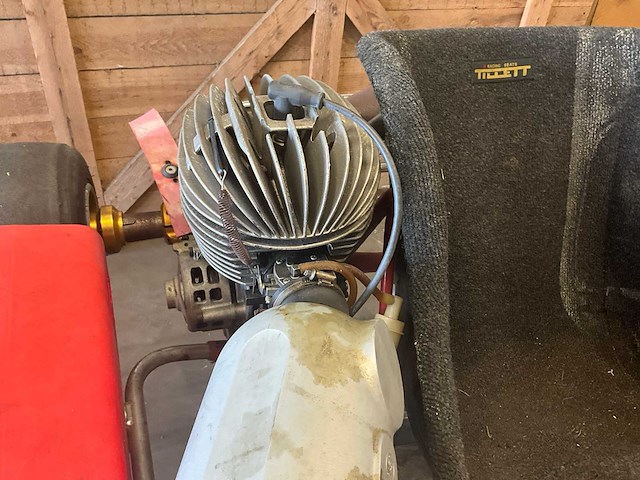 Swiss hutless wedstrijd kart 125cc - afbeelding 2 van  11