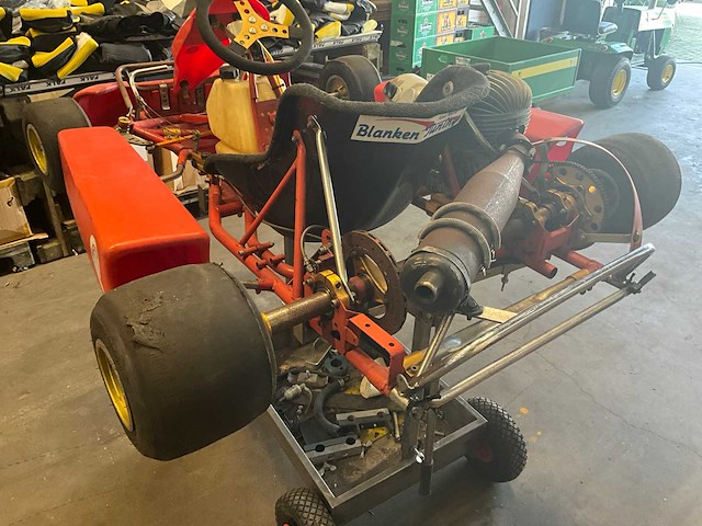 Swiss hutless wedstrijd kart 125cc - afbeelding 7 van  11
