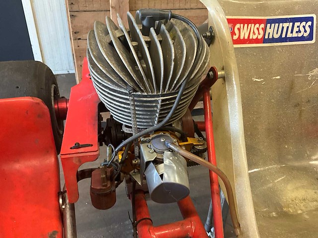 Swiss hutless wedstrijd kart 125cc - afbeelding 10 van  10