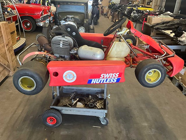 Swiss hutless wedstrijd kart 125cc - afbeelding 9 van  11